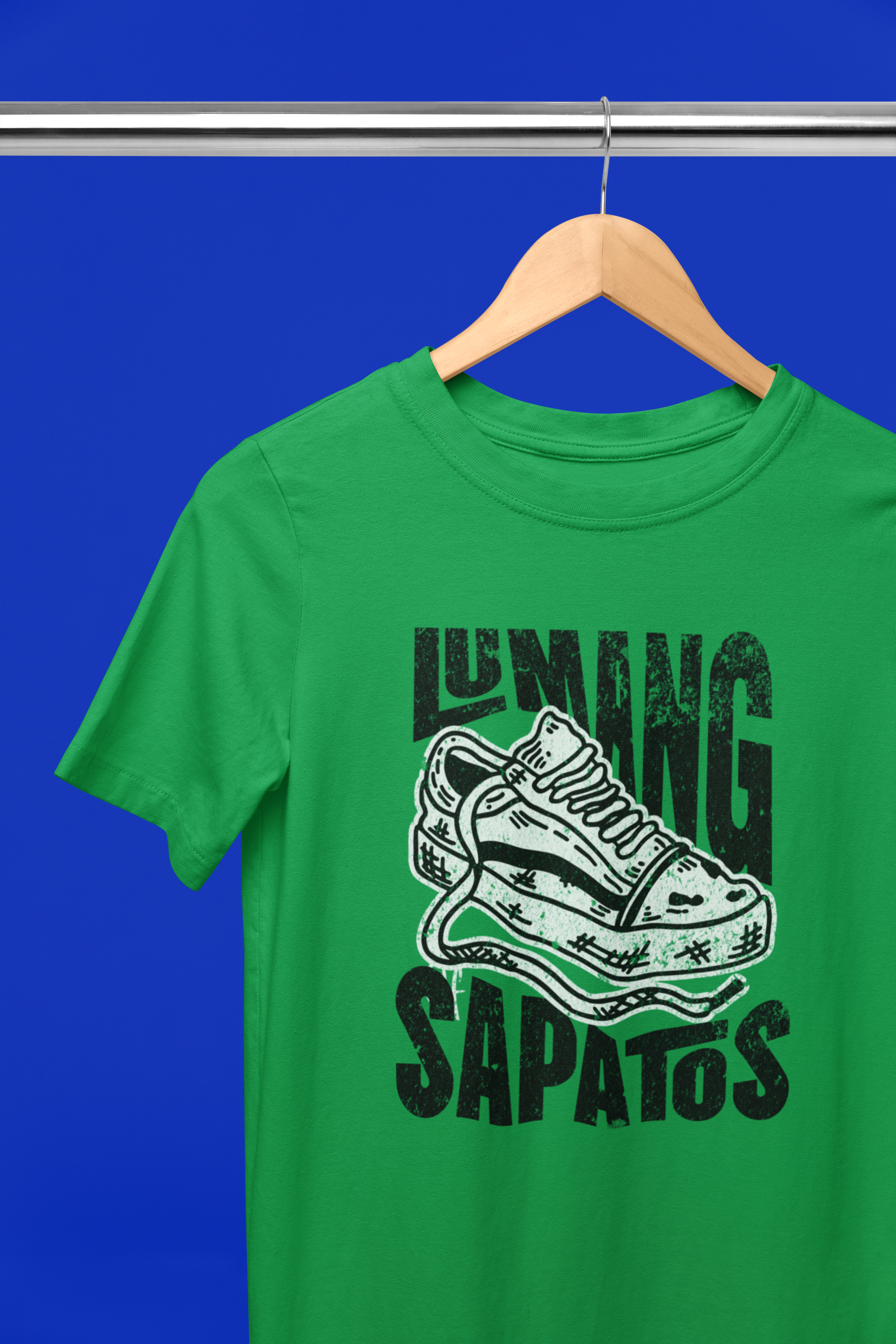 Lumang Sapatos - Unisex Softstyle T-shirt