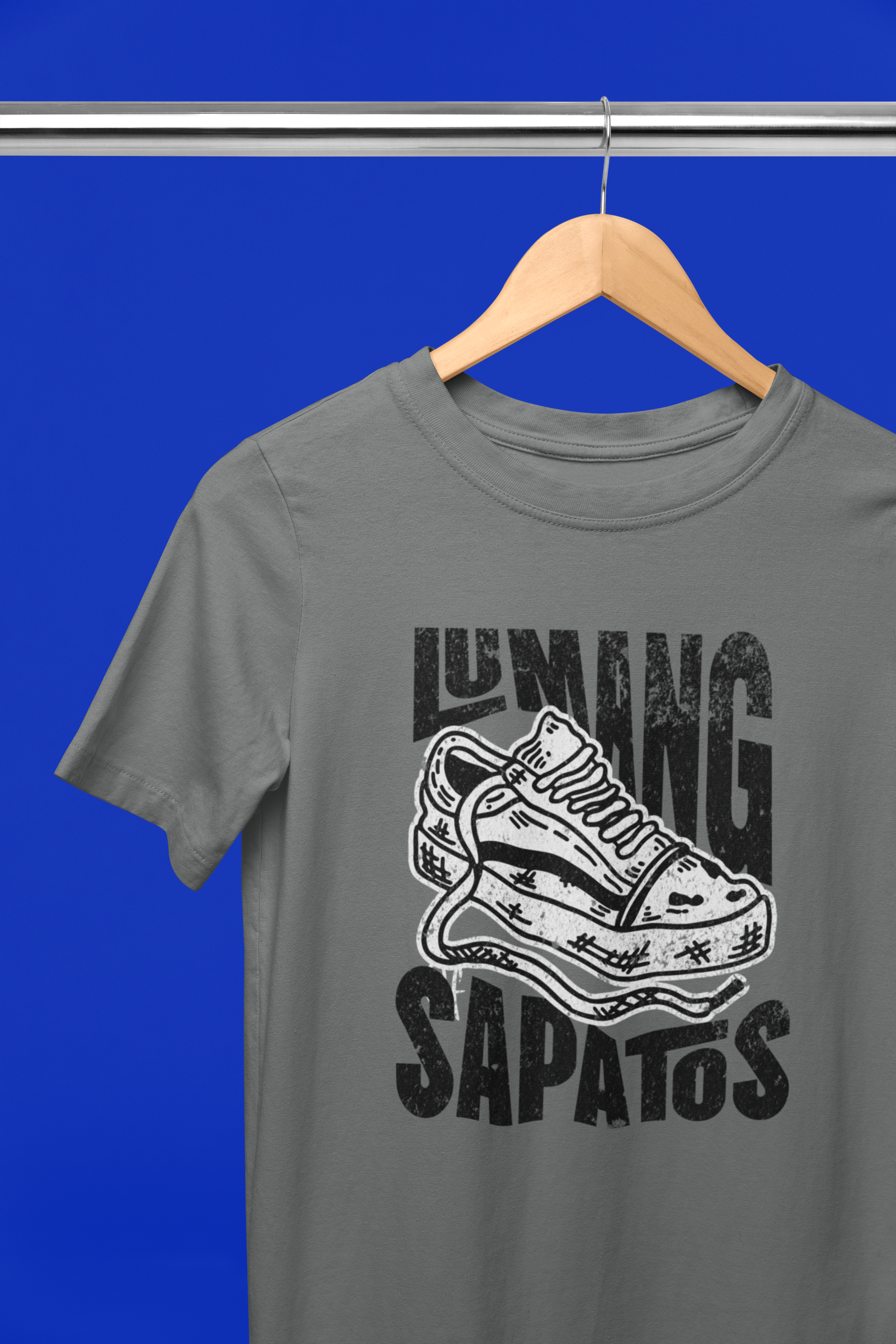 Lumang Sapatos - Unisex Softstyle T-shirt