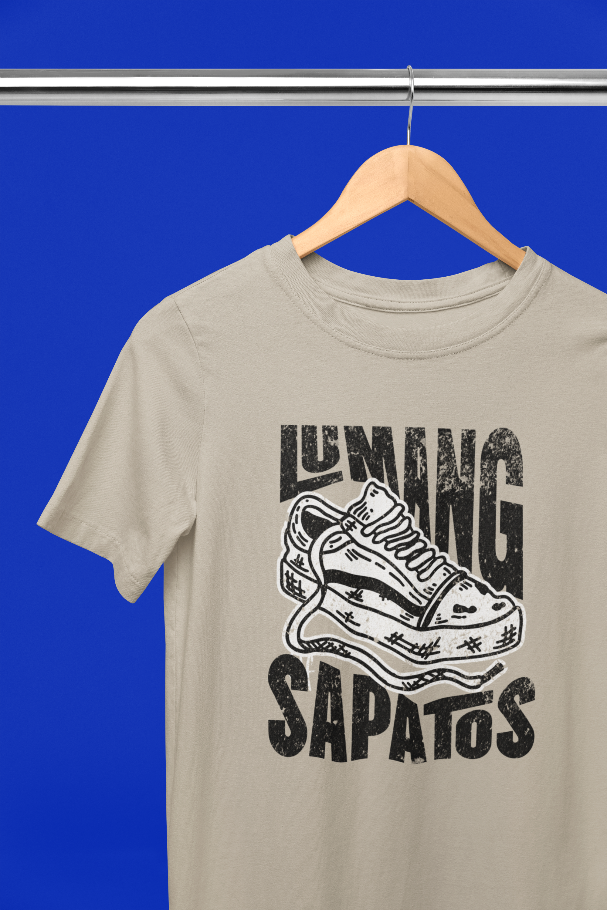 Lumang Sapatos - Unisex Softstyle T-shirt