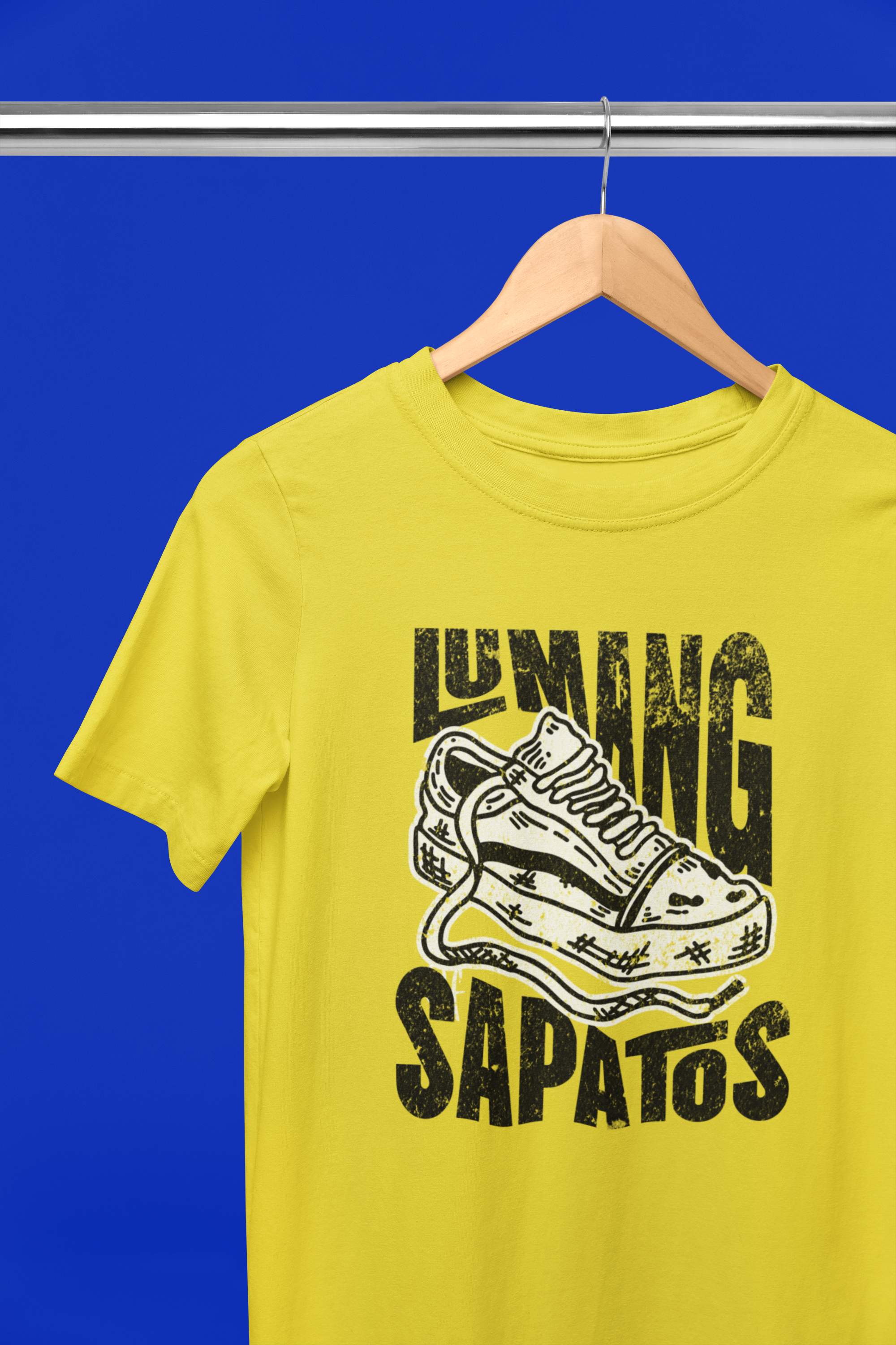 Lumang Sapatos - Unisex Softstyle T-shirt