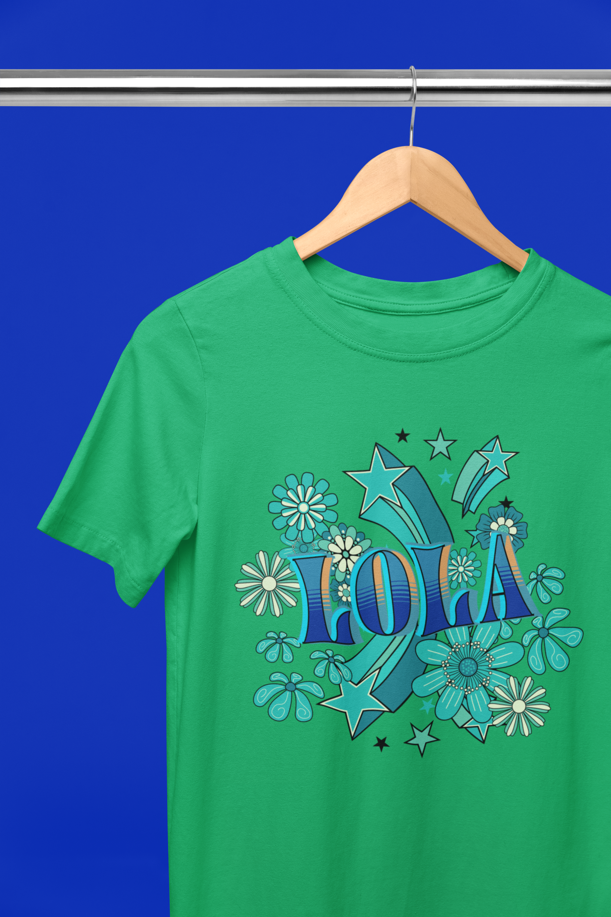 Lola - Unisex Softstyle T-shirt
